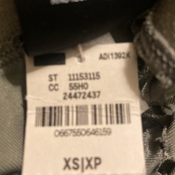 Pink Victoria’s Secret Ultimate unlined razorback army green bra - Picture 5 of 5